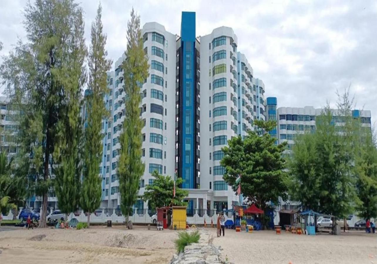 Mutiara Melaka Beach Resort - Islamic Compliance Only Tangga Batu Zewnętrze zdjęcie